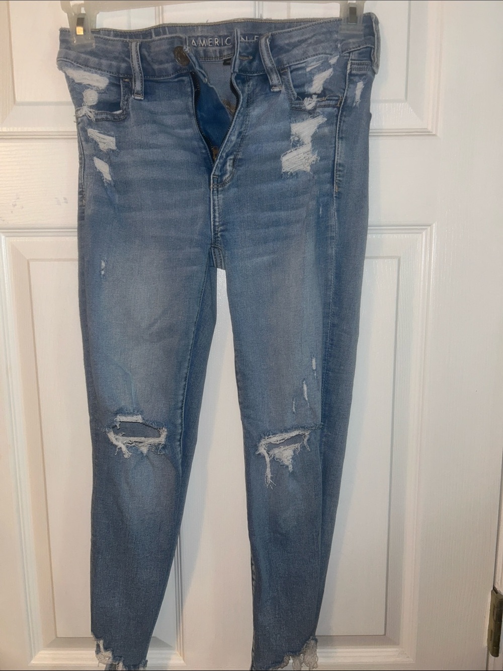 American eagle distressed high rise jegging crop